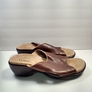 LL Bean Brown Leather Slip On Slide Sandals Women's sz 8M.